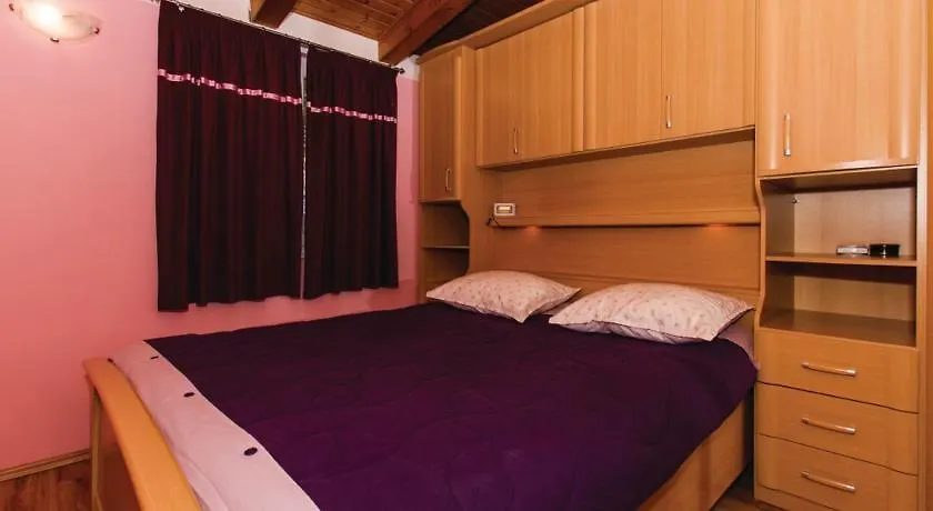 House And Apartments In Labin 8758 Strmac Casa vacanze